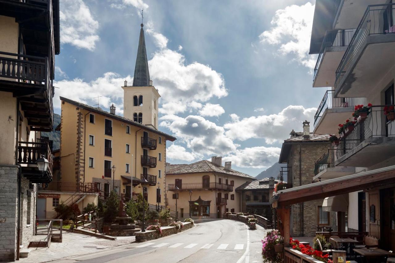 Hellochalet - Maison Rue De La Neige - Family Ski Holiday Walking Distance Skirun And Gondola Valtournenche Exterior photo